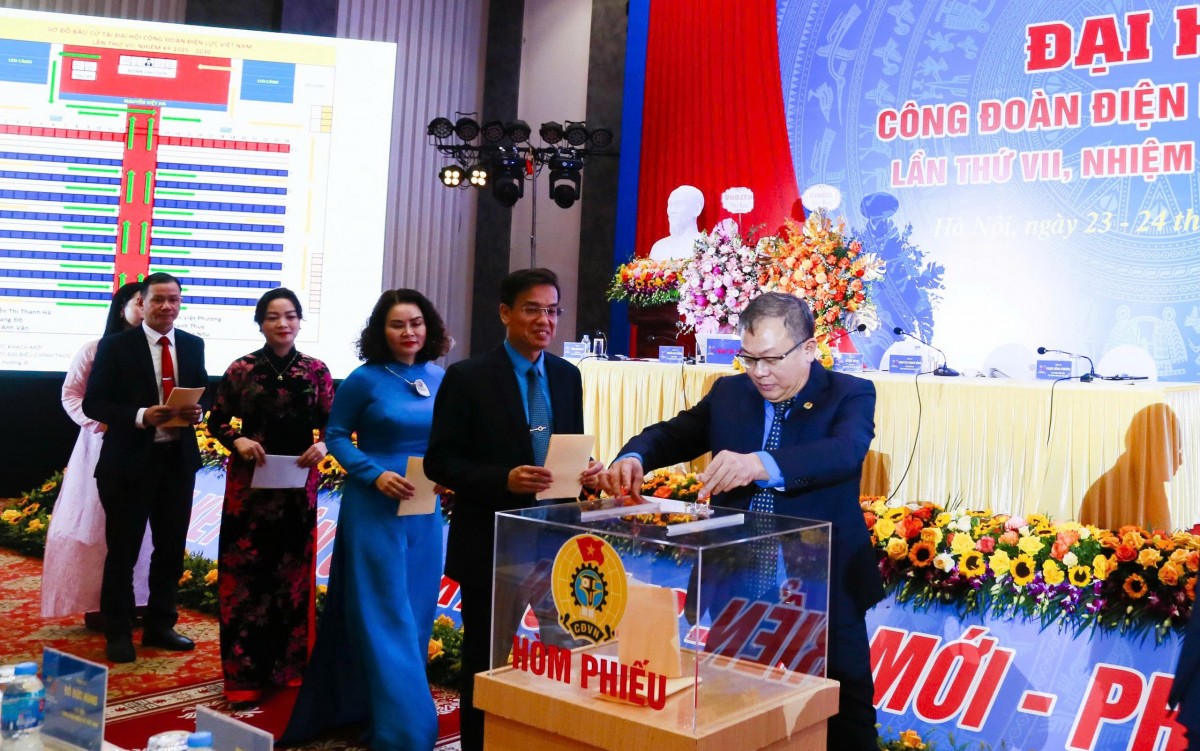 Công đoàn Điện lực Việt Nam: Điểm tựa tin cậy của người lao động ngành Điện