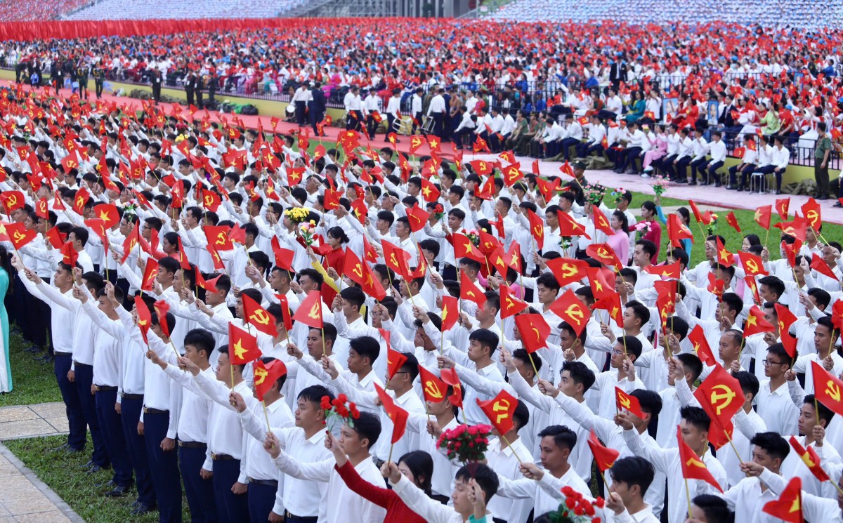 Hơn 2.200 đại biểu dự Đại hội Thi đua yêu nước toàn quốc lần thứ XI