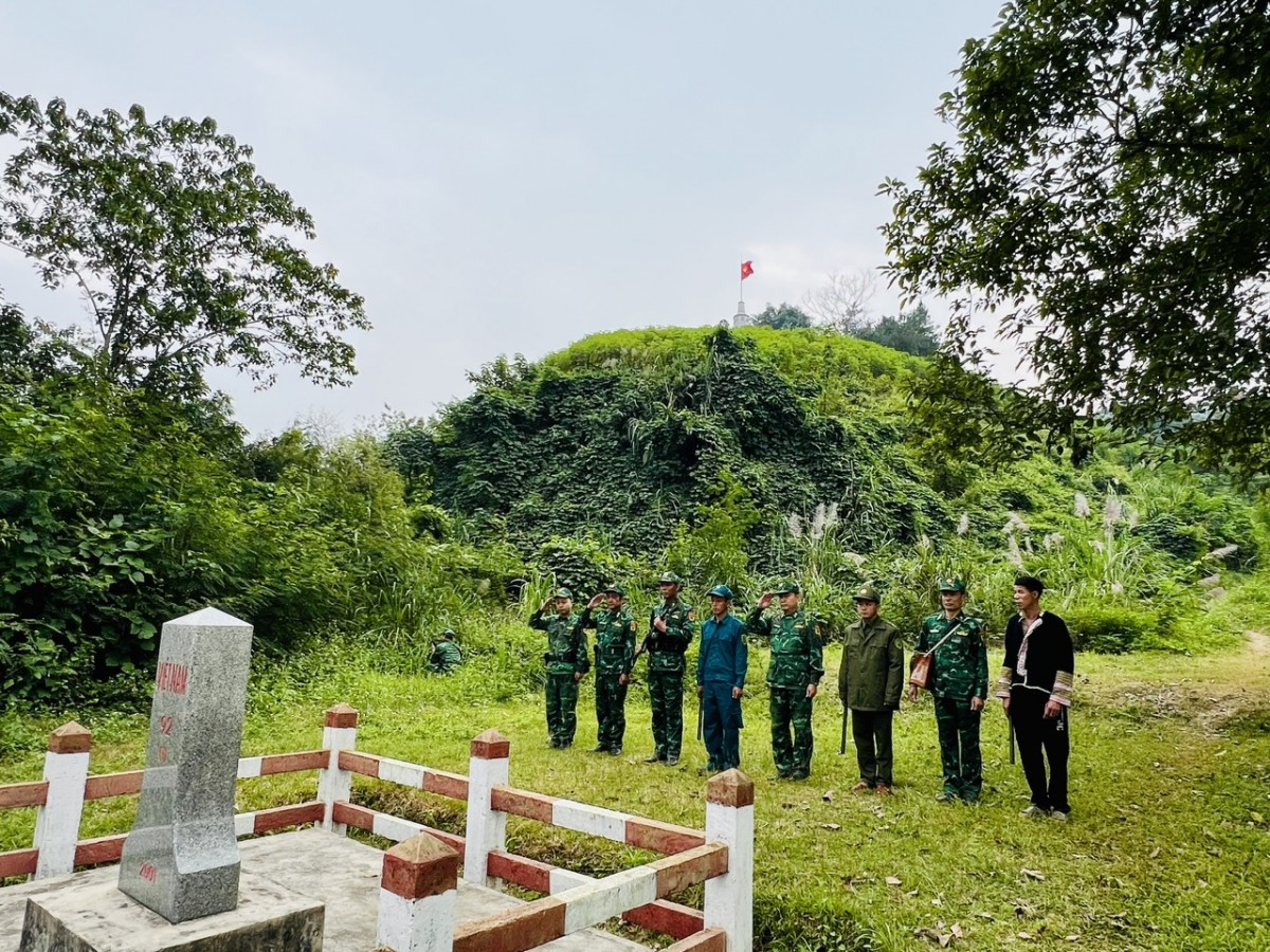 Giữ vững phên dậu Tổ quốc từ A Mú Sung