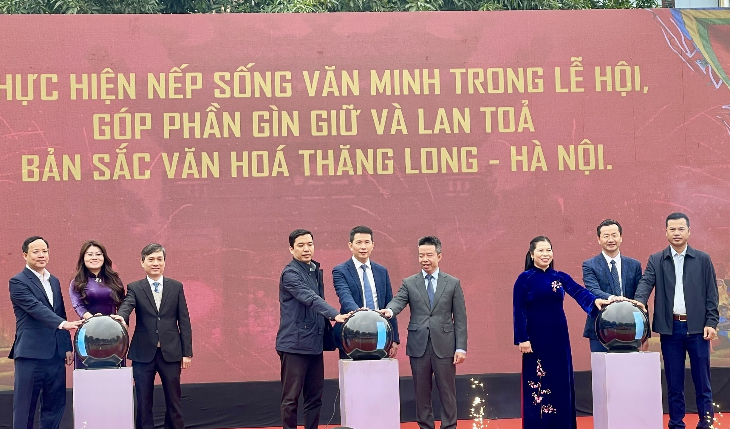 Hà Nội: Phát động thực hiện “Bộ tiêu chí về môi trường văn hóa trong lễ hội truyền thống”