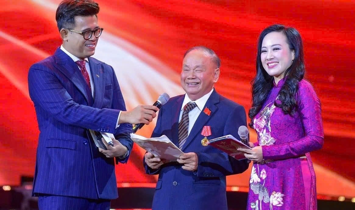 Lan tỏa tinh thần cống hiến từ những tấm gương thi đua yêu nước điển hình