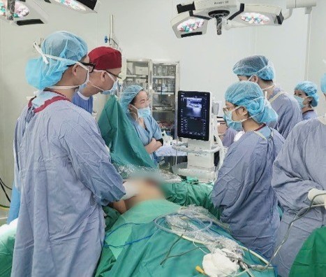 Nâng ngực bằng filler tiềm ẩn nhiều biến chứng nguy hiểm