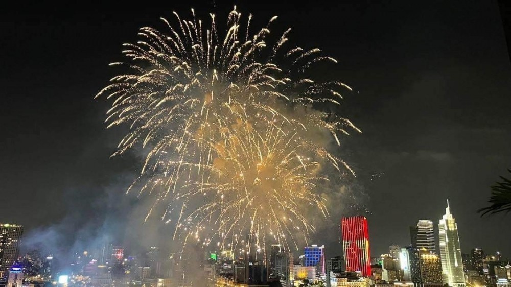 Chi tiết các điểm bắn pháo hoa chào đón năm mới 2026 tại TP.HCM