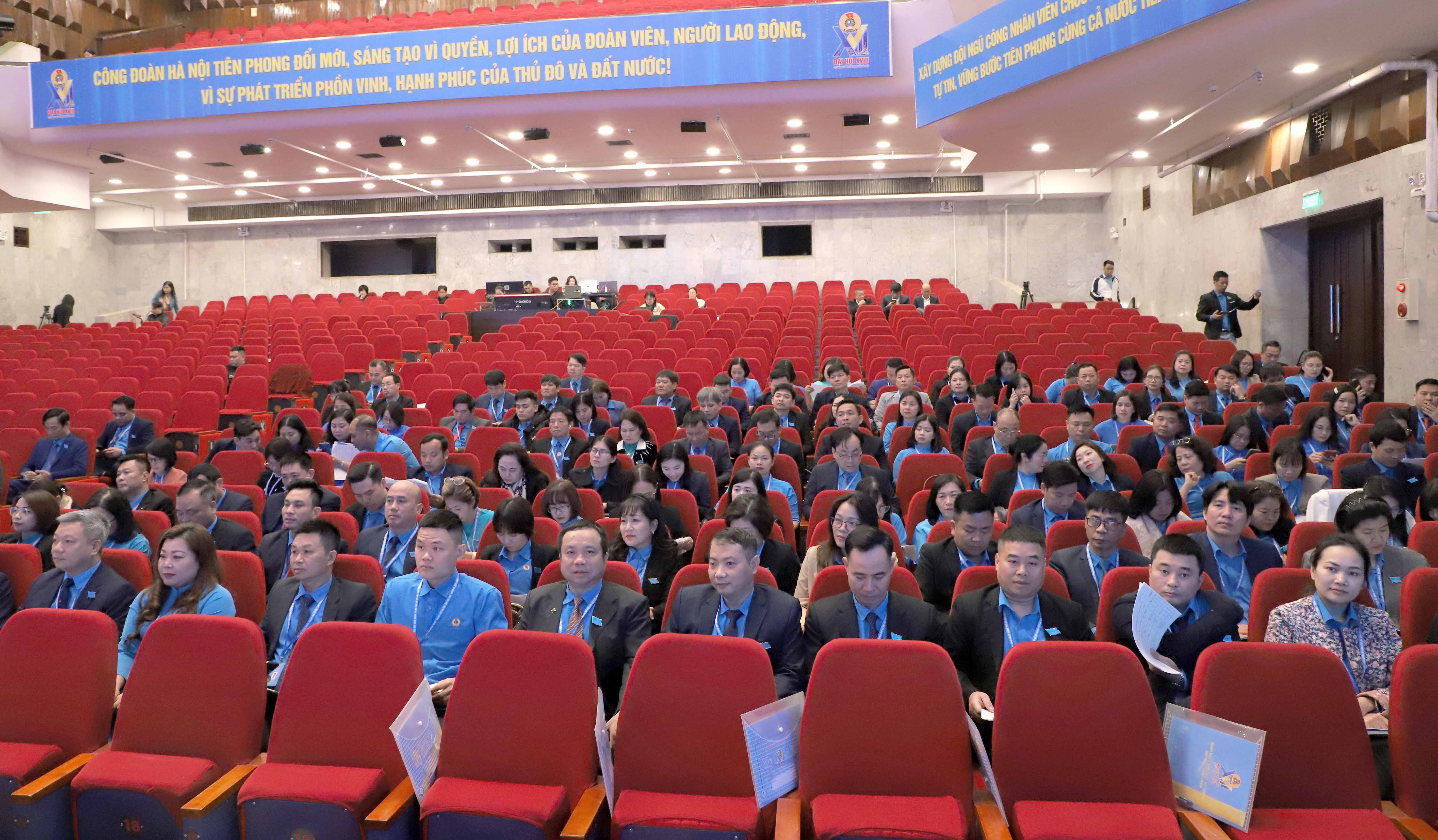 TRỰC TUYẾN: Ngày làm việc thứ nhất Đại hội Công đoàn thành phố Hà Nội lần thứ XVIII, nhiệm kỳ 2025 - 2030