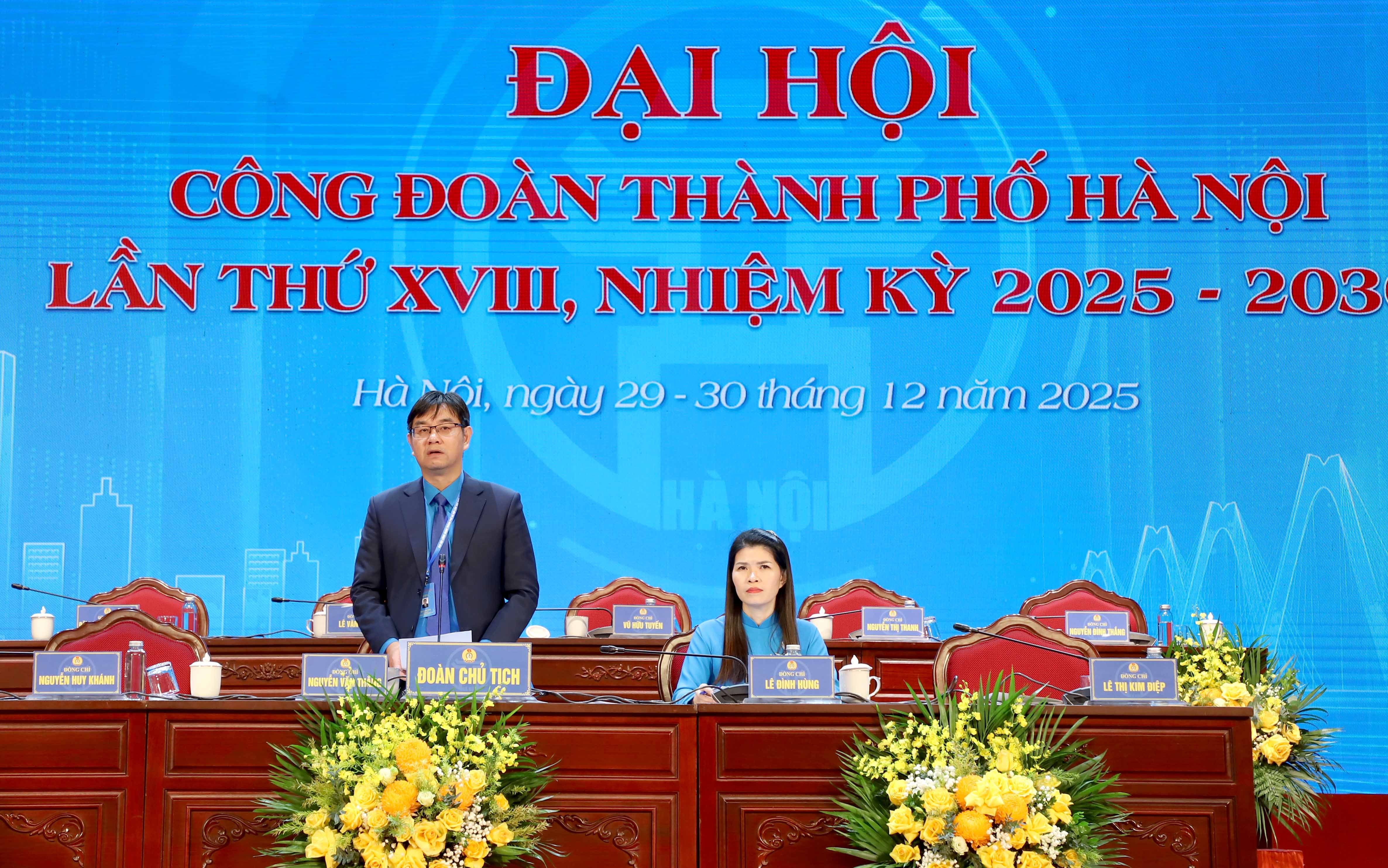 TRỰC TUYẾN: Ngày làm việc thứ nhất Đại hội Công đoàn thành phố Hà Nội lần thứ XVIII, nhiệm kỳ 2025 - 2030
