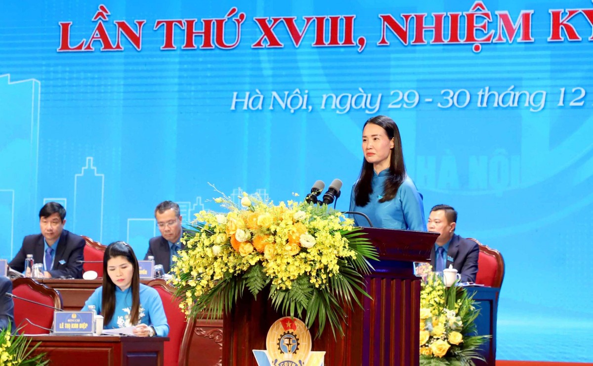 TRỰC TUYẾN: Ngày làm việc thứ nhất Đại hội Công đoàn thành phố Hà Nội lần thứ XVIII, nhiệm kỳ 2025 - 2030