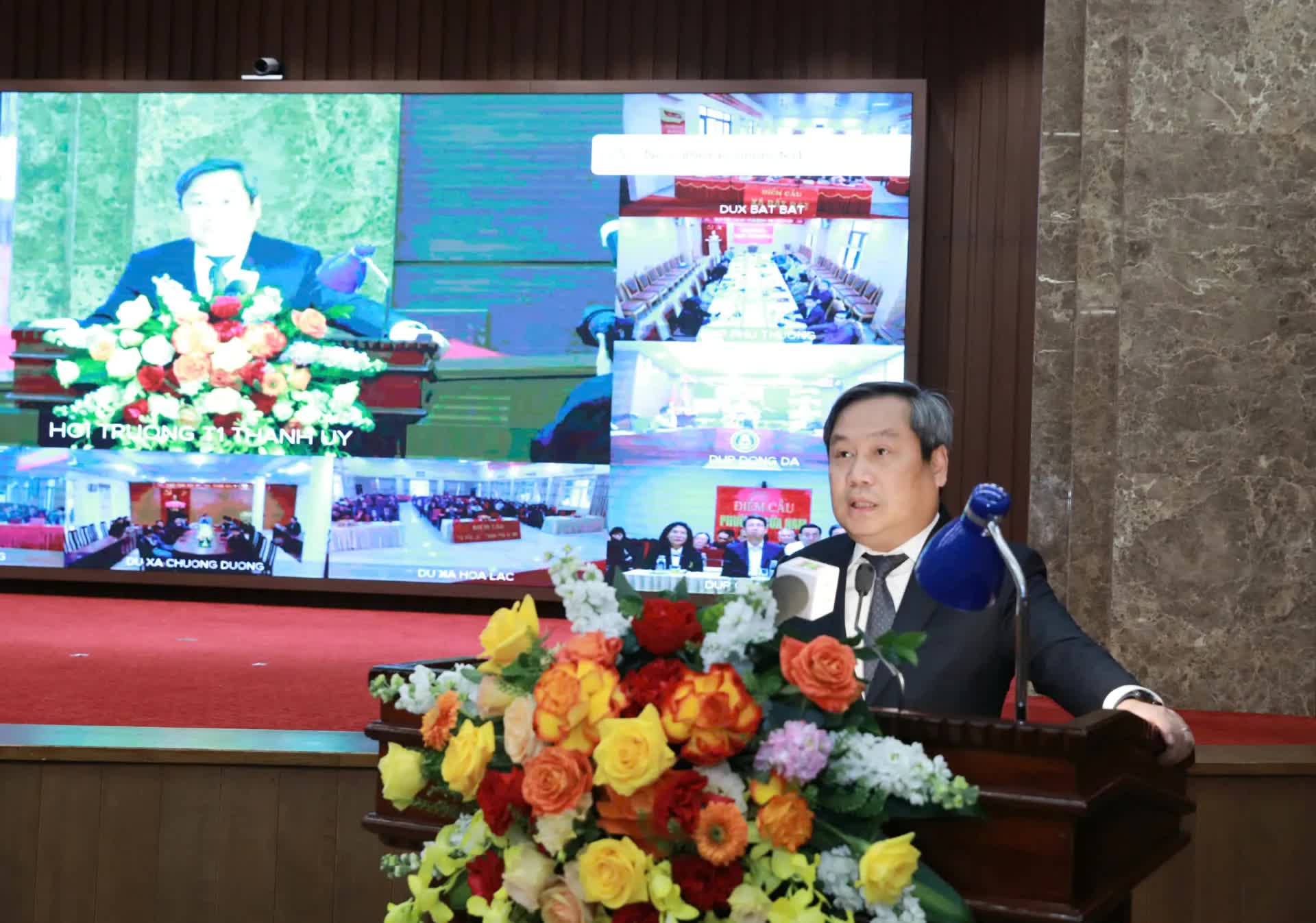 Người dân và doanh nghiệp cảm nhận được Thủ đô chuyển động mạnh mẽ, làm thật, làm nhanh Người dân và doanh nghiệp cảm nhận được Thủ đô chuyển động mạnh mẽ, làm thật, làm nhanh