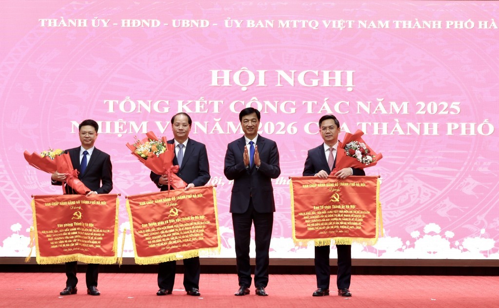 Hà Nội đặt mục tiêu bứt phá trong năm 2026 với 12 nhiệm vụ trọng tâm Hà Nội đặt mục tiêu bứt phá trong năm 2026 với 12 nhiệm vụ trọng tâm