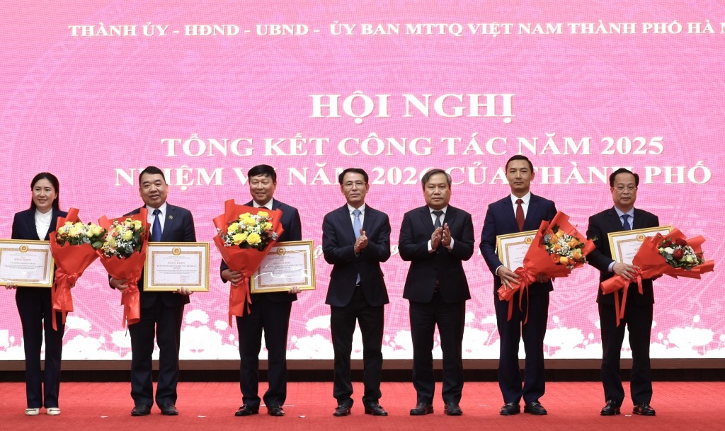 Hà Nội đặt mục tiêu bứt phá trong năm 2026 với 12 nhiệm vụ trọng tâm Hà Nội đặt mục tiêu bứt phá trong năm 2026 với 12 nhiệm vụ trọng tâm