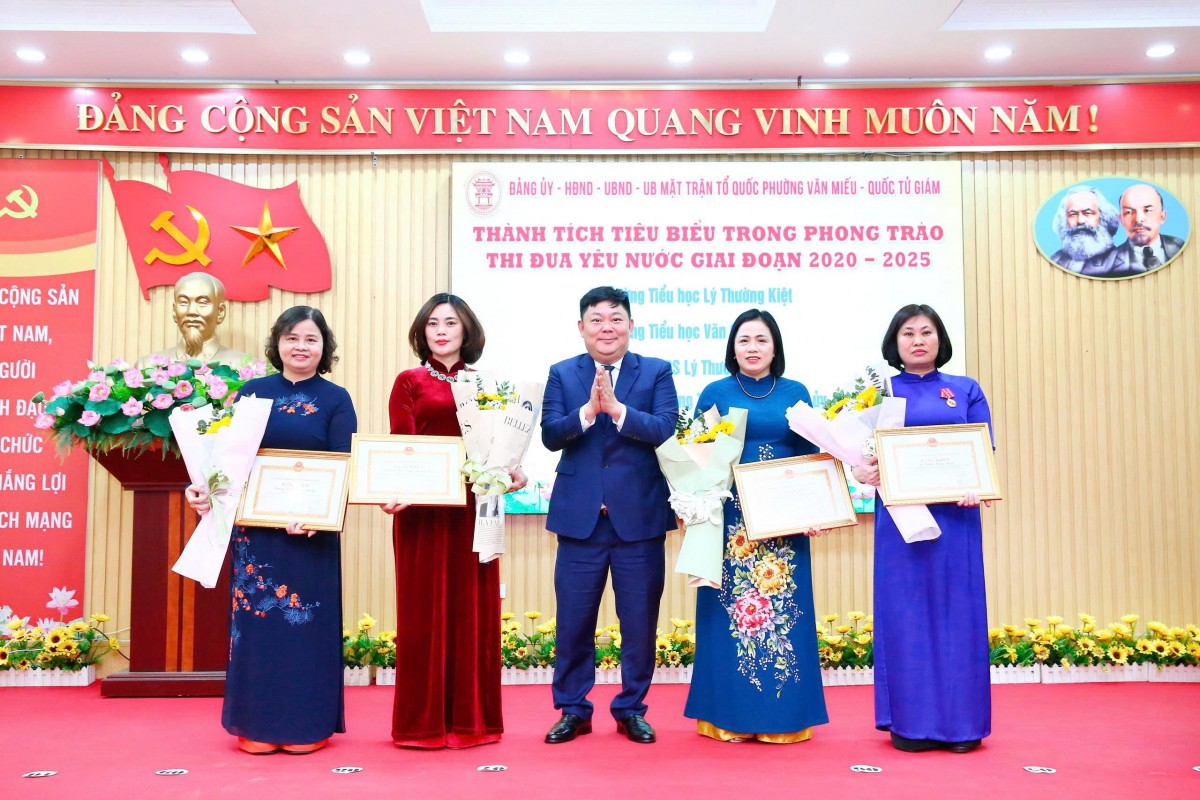 Phường Văn Miếu - Quốc Tử Giám: Phát huy sức mạnh đồng bộ của cả hệ thống chính trị, quyết tâm hoàn thành nhiệm vụ năm 2026