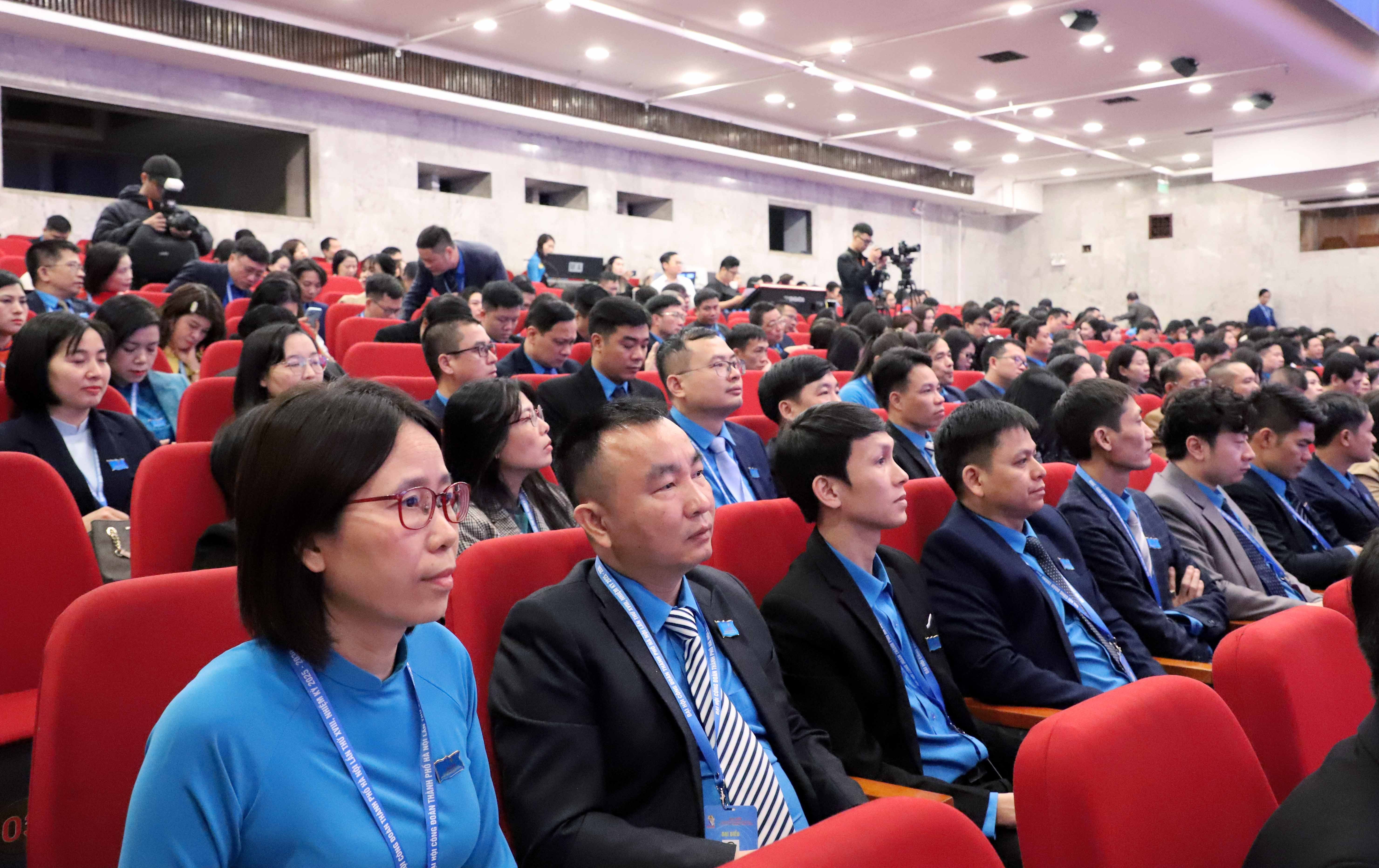 TRỰC TUYẾN: Đại hội Công đoàn thành phố Hà Nội lần thứ XVIII, nhiệm kỳ 2025 - 2030