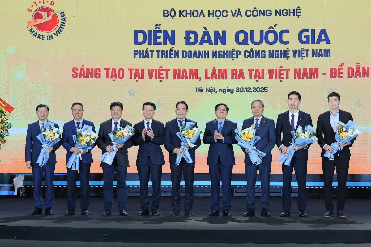 Sáng tạo Việt Nam, làm tại Việt Nam - Để dẫn dắt