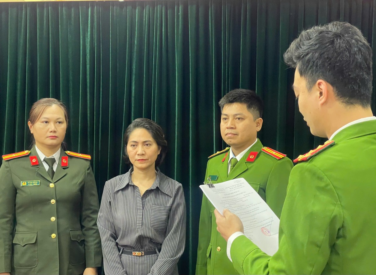 Khởi tố Giám đốc Công ty Ngọc Việt lừa đảo chiếm đoạt tài sản qua show nhạc “Về đây bốn cánh chim trời”