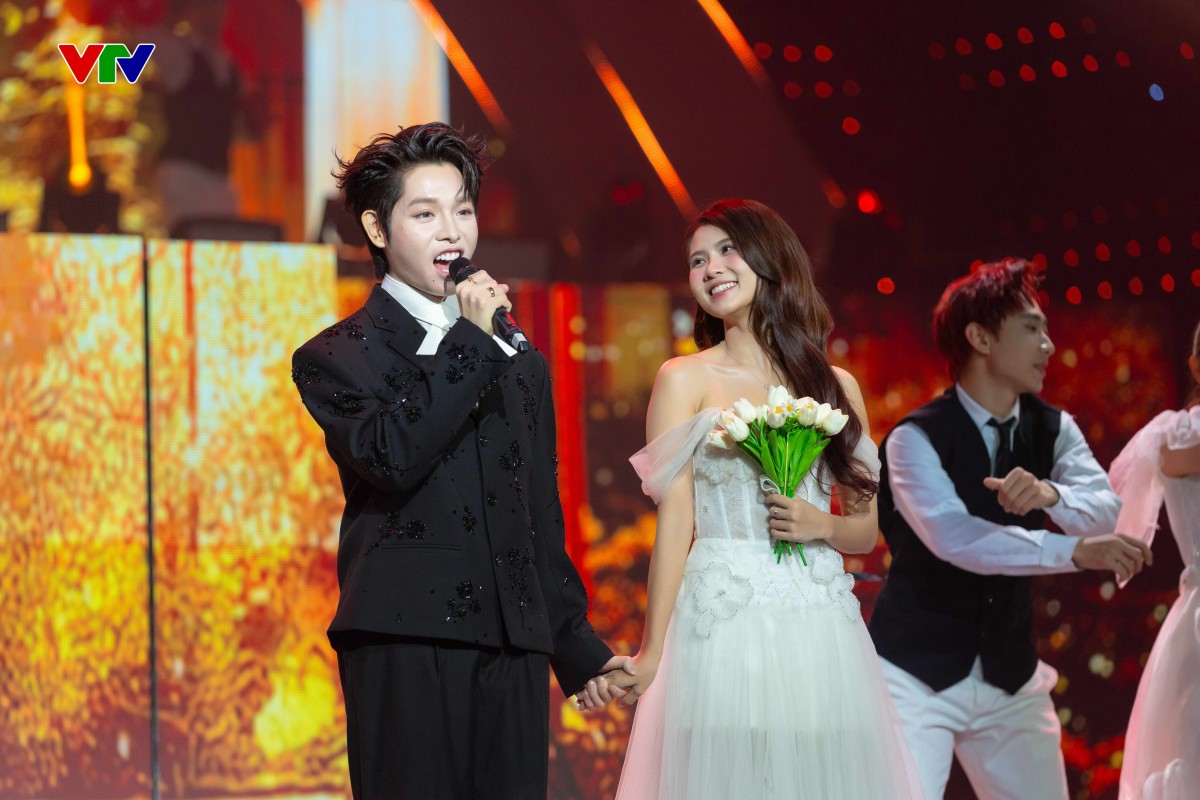 Bữa tiệc âm nhạc đa sắc màu trong 