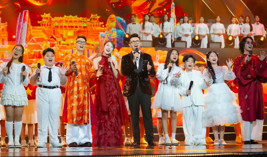 Bữa tiệc âm nhạc đa sắc màu trong "Chào năm mới 2026 - Bản giao hưởng Việt Nam"