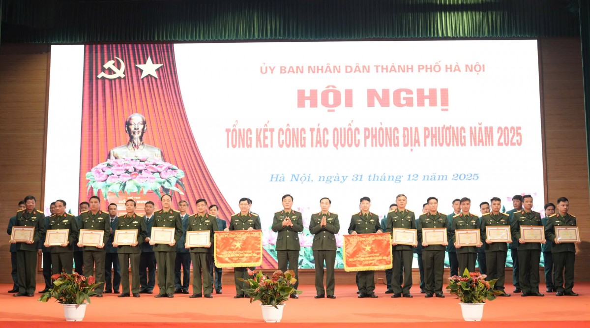 Hà Nội giữ vững thế trận quốc phòng toàn dân, hoàn thành toàn diện nhiệm vụ năm 2025