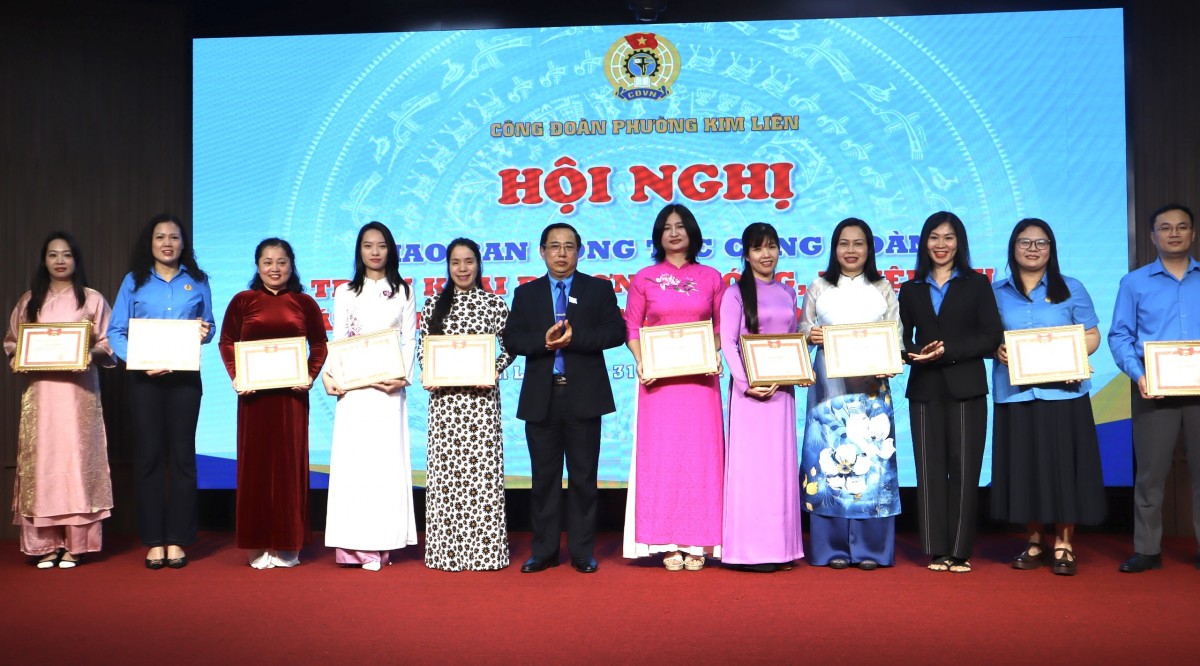 Công đoàn phường Kim Liên tạo khí thế thi đua mới, quyết tâm nâng cao chất lượng hoạt động trong năm 2026