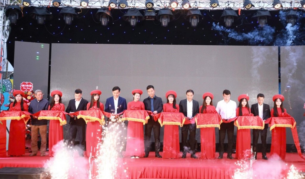 Minh Châu có thiết chế văn hóa - thể thao đầu tiên phục vụ cộng đồng