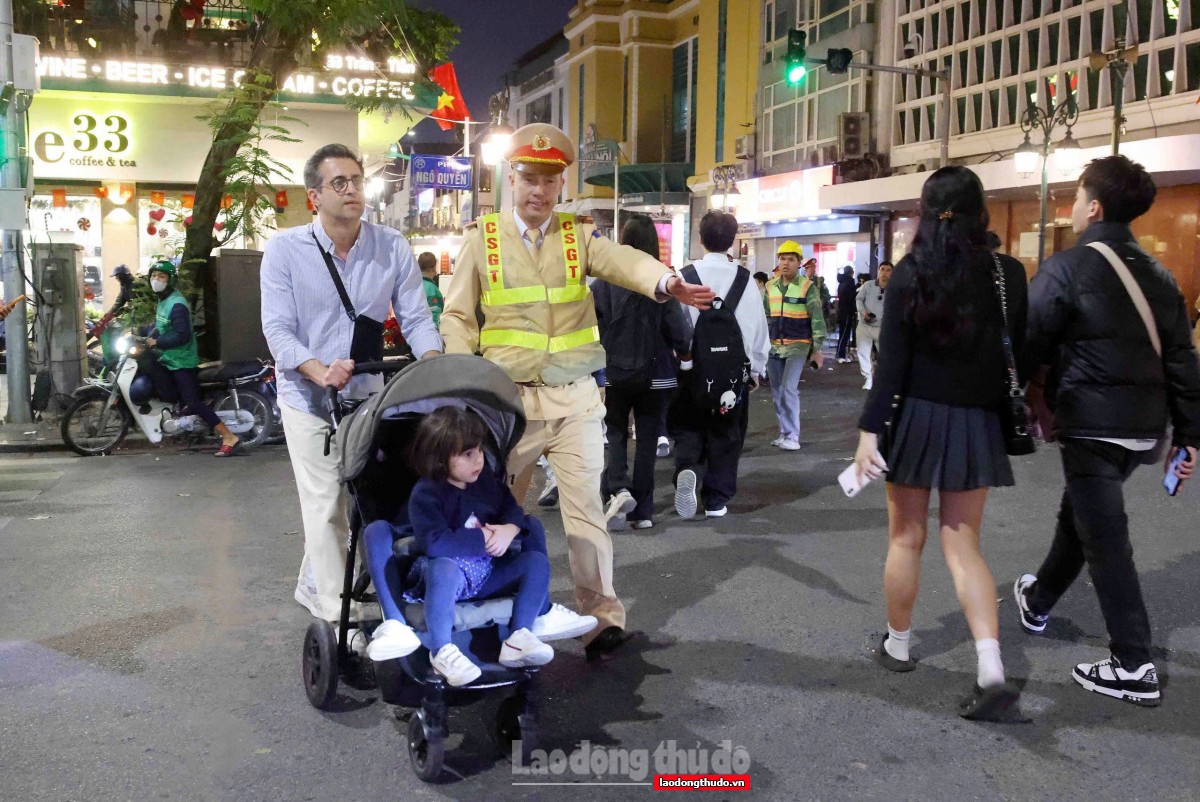 Hà Nội ứng dụng AI giám sát xuyên đêm, bảo đảm an toàn giao thông đêm Giao thừa 2026