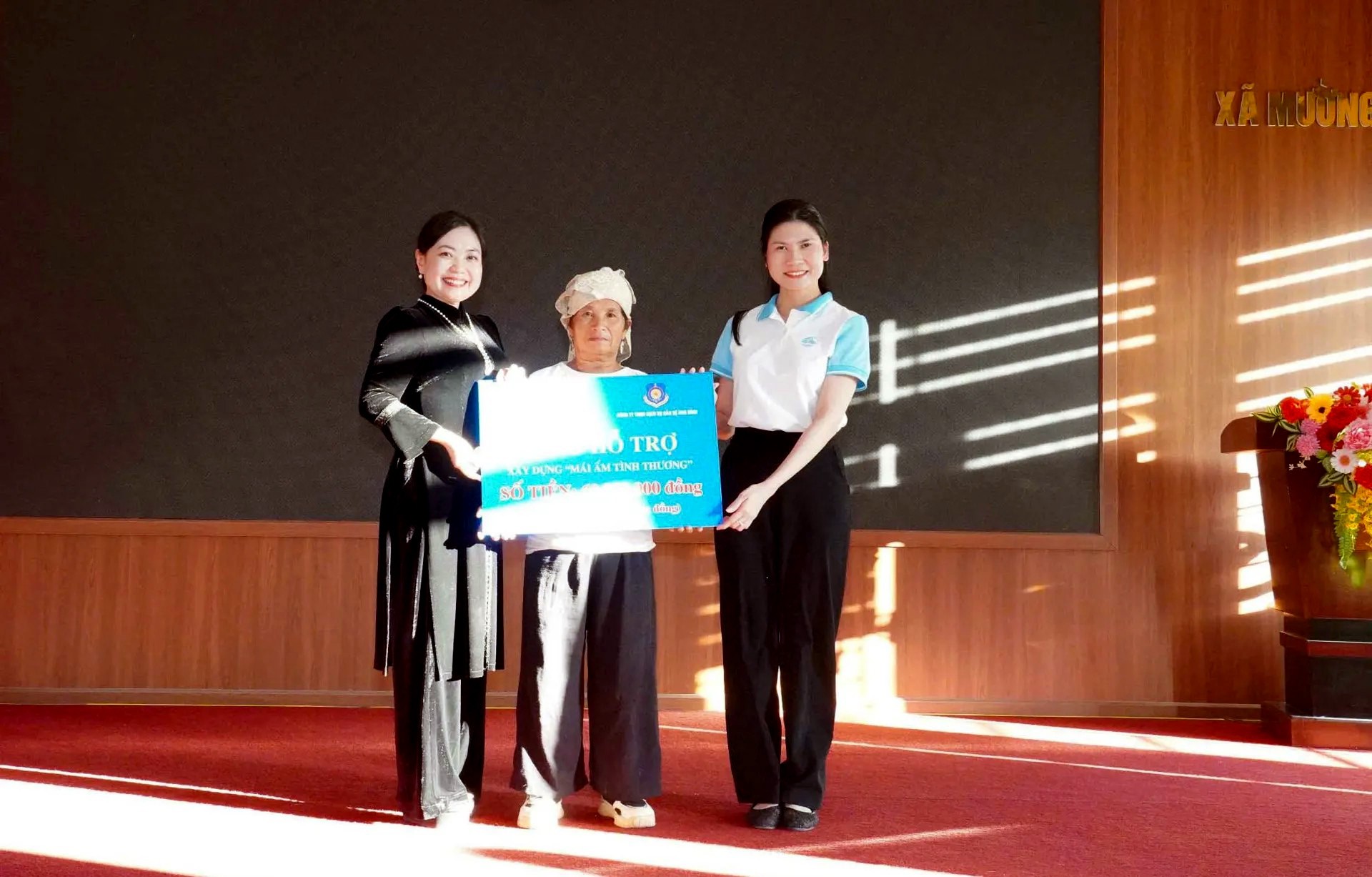 Phường Xuân Đỉnh chung tay chăm lo Tết Bính Ngọ cho phụ nữ, trẻ em khó khăn tại Điện Biên Phường Xuân Đỉnh chung tay chăm lo Tết Bính Ngọ cho phụ nữ, trẻ em khó khăn tại Điện Biên