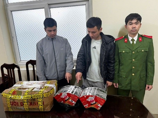 Hà Nội: Liên tiếp triệt phá các vụ buôn bán, tàng trữ pháo nổ trái phép