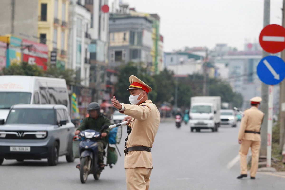 Hà Nội: Quyết liệt tháo gỡ 51 điểm ùn tắc, bảo đảm lộ trình thông suốt cho người dân Thủ đô Tăng cường tối đa lực lượng, ứng dụng công nghệ AI bảo đảm giao thông ngày cuối kỳ nghỉ lễ