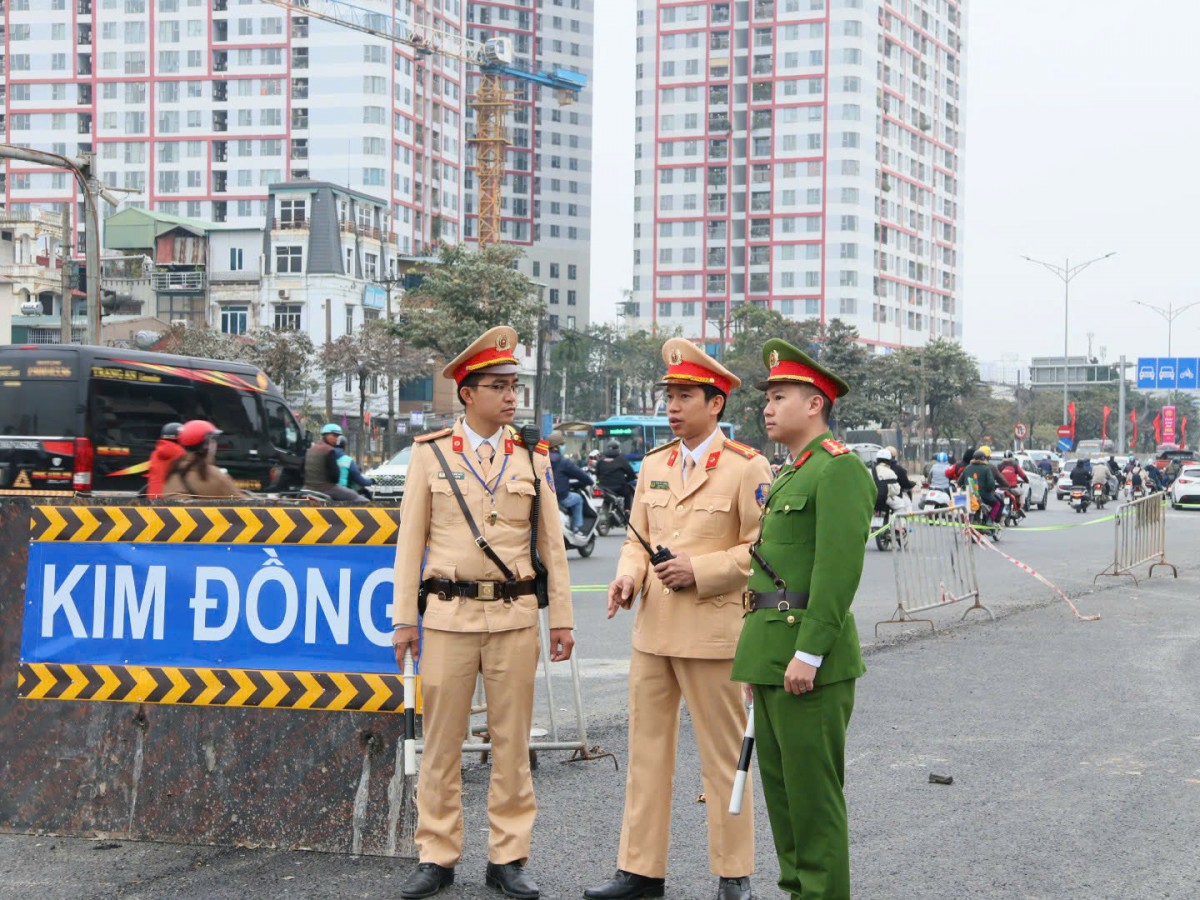 Hà Nội: Quyết liệt tháo gỡ 51 điểm ùn tắc, bảo đảm lộ trình thông suốt cho người dân Thủ đô Hà Nội: Quyết liệt tháo gỡ 51 điểm ùn tắc, bảo đảm lộ trình thông suốt cho người dân Thủ đô