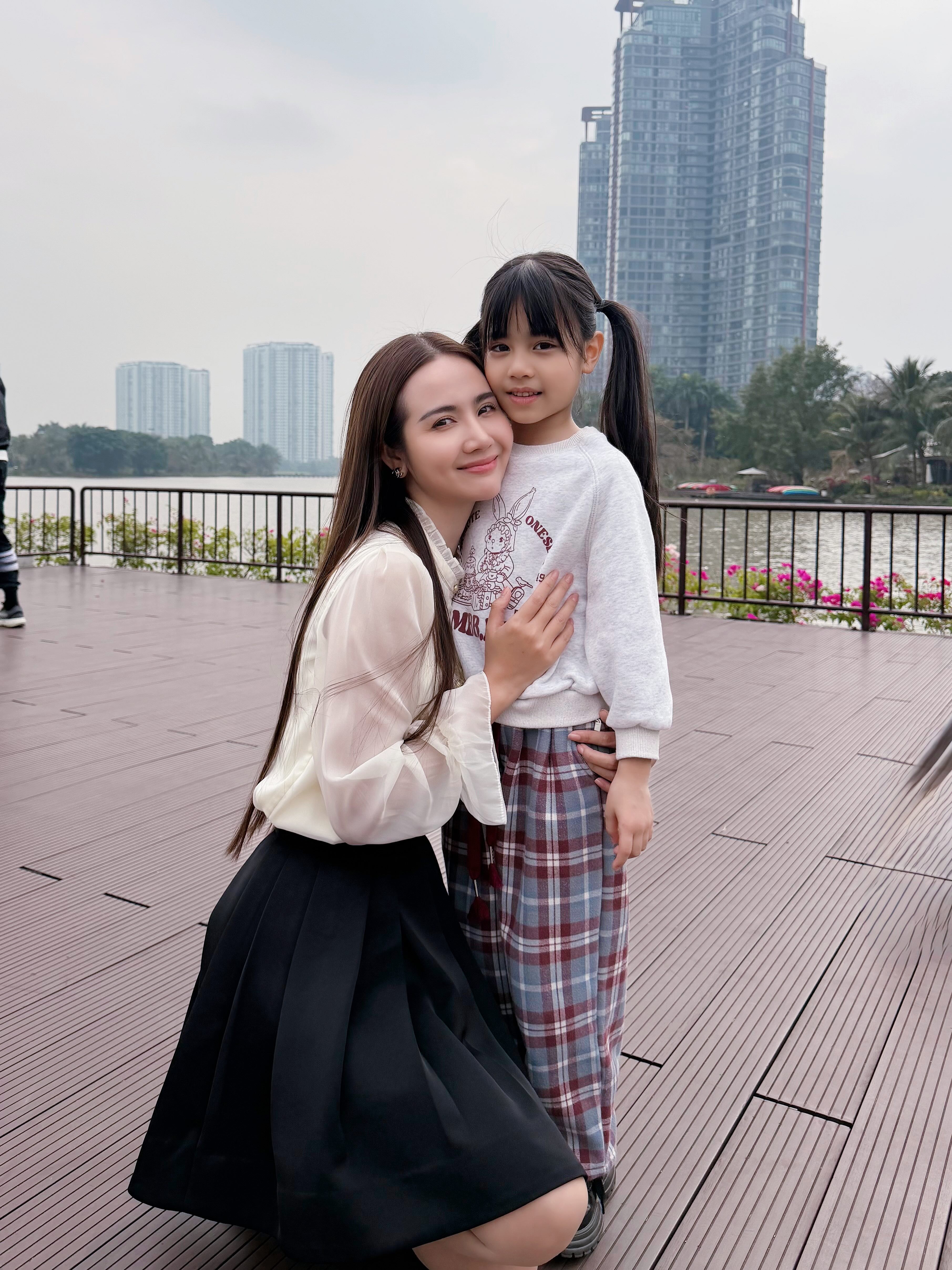 Phan Minh Huyền hé lộ cái kết của Ngân ở “Cách em 1 milimet”