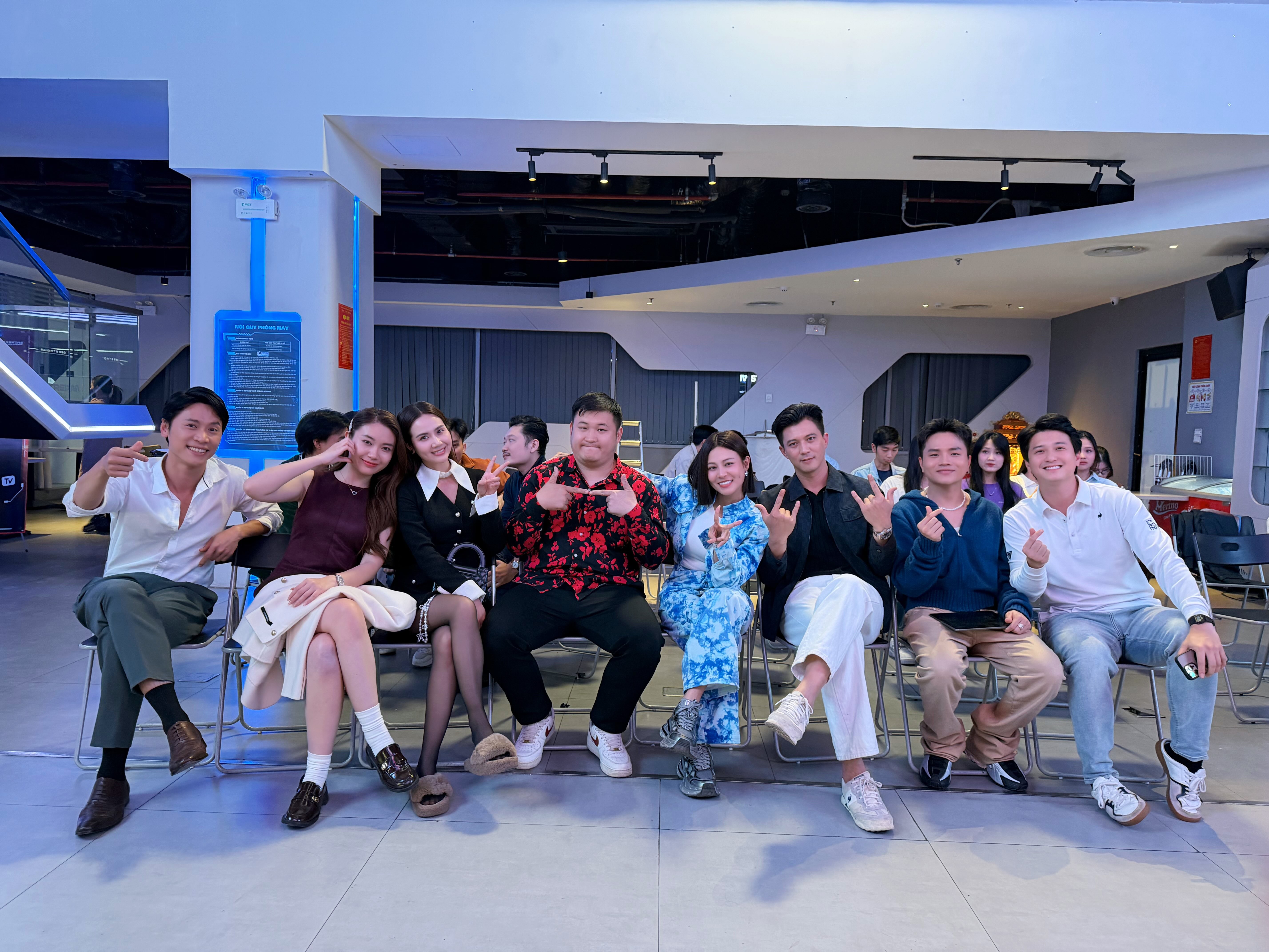 Phan Minh Huyền hé lộ cái kết của Ngân ở “Cách em 1 milimet”