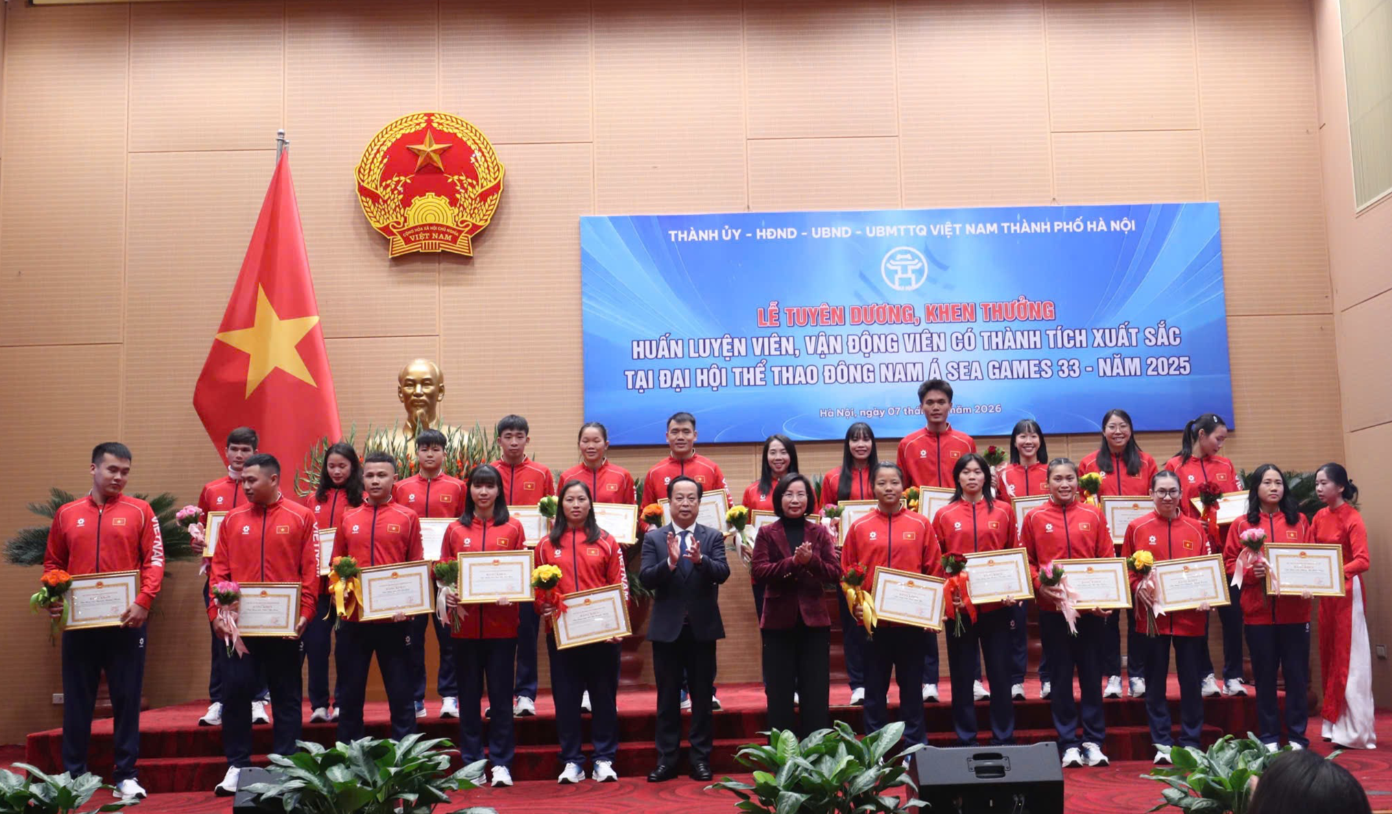 Hà Nội tuyên dương, khen thưởng huấn luyện viên, vận động viên đạt thành tích xuất sắc tại SEA Games 33