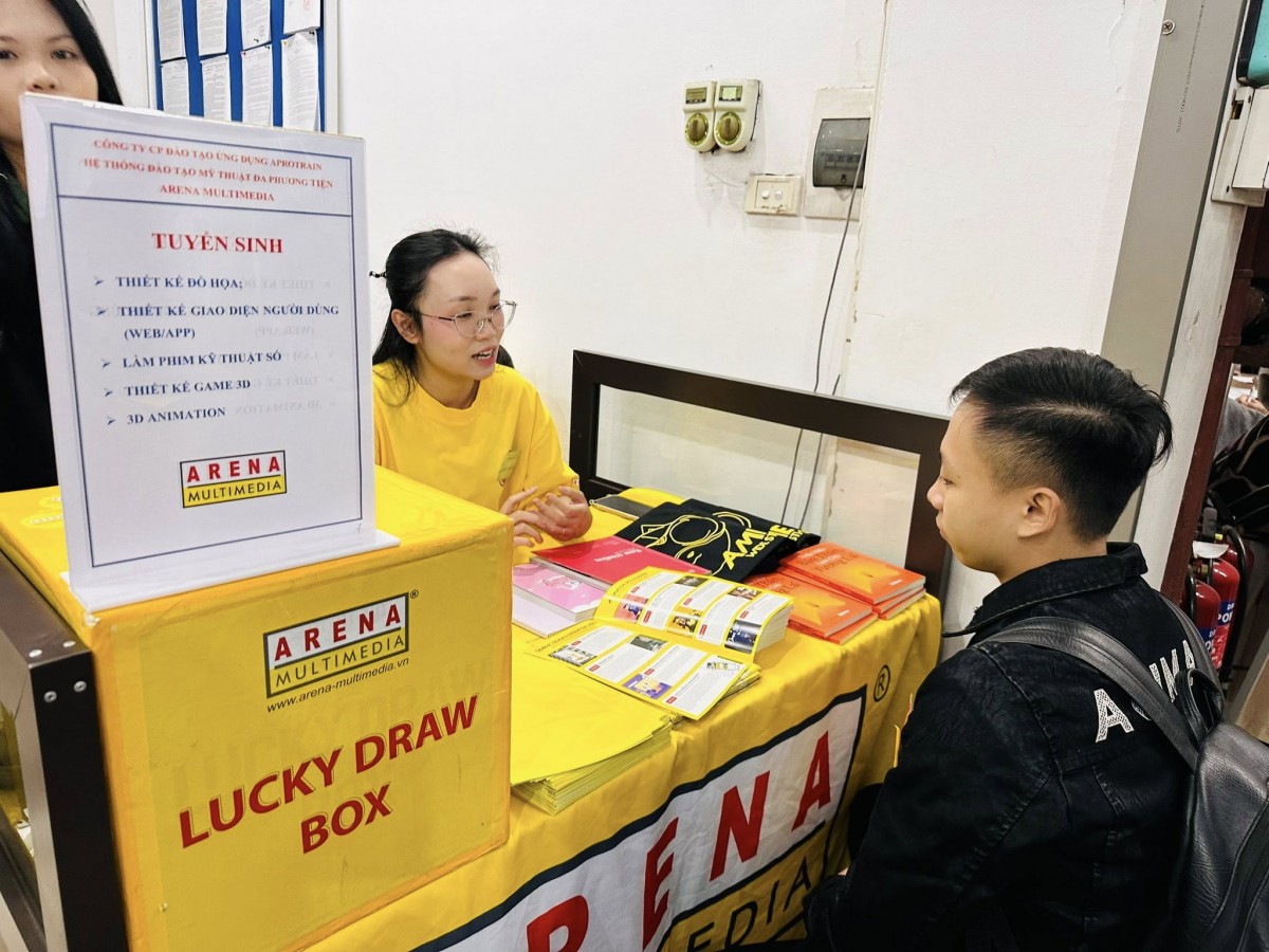 Nhịp vận động trái chiều của thị trường lao động Nhịp vận động trái chiều của thị trường lao động