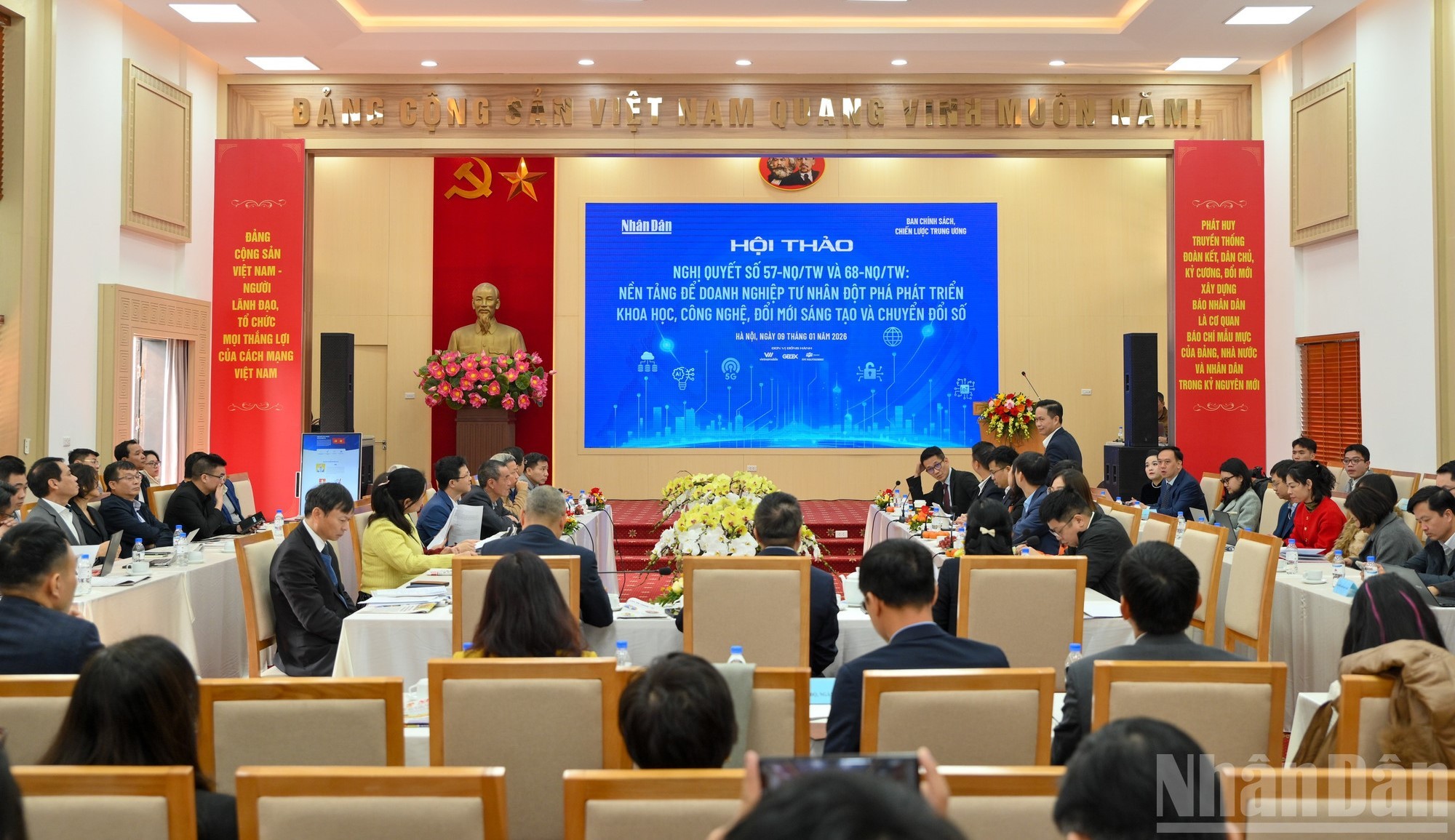 Nghị quyết số 57-NQ/TW và 68-NQ/TW: Nền tảng để doanh nghiệp tư nhân đột phá phát triển khoa học, công nghệ, đổi mới sáng tạo và chuyển đổi số Nghị quyết số 57-NQ/TW và 68-NQ/TW: Nền tảng để doanh nghiệp tư nhân đột phá phát triển khoa học, công nghệ, đổi mới sáng tạo và chuyển đổi số