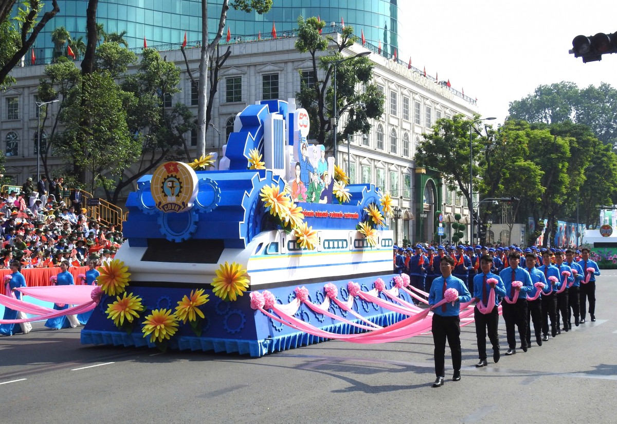 12 Dấu Ấn Nổi Bật Của Tp.hcm Trong Năm 2025