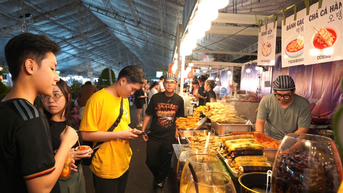 12 Dấu Ấn Nổi Bật Của Tp.hcm Trong Năm 2025