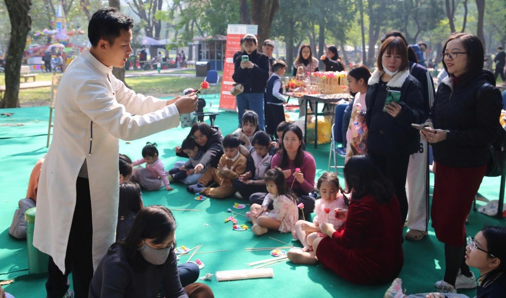 Công viên Thống Nhất sôi động với sự kiện "Tụ hội sáng tạo"