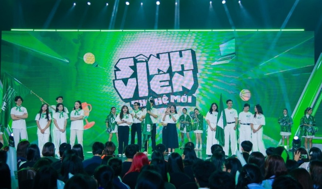 Đội sinh viên Trường Quản trị và Kinh doanh giành quán quân Cuộc thi “Sinh viên thế hệ mới 2025”