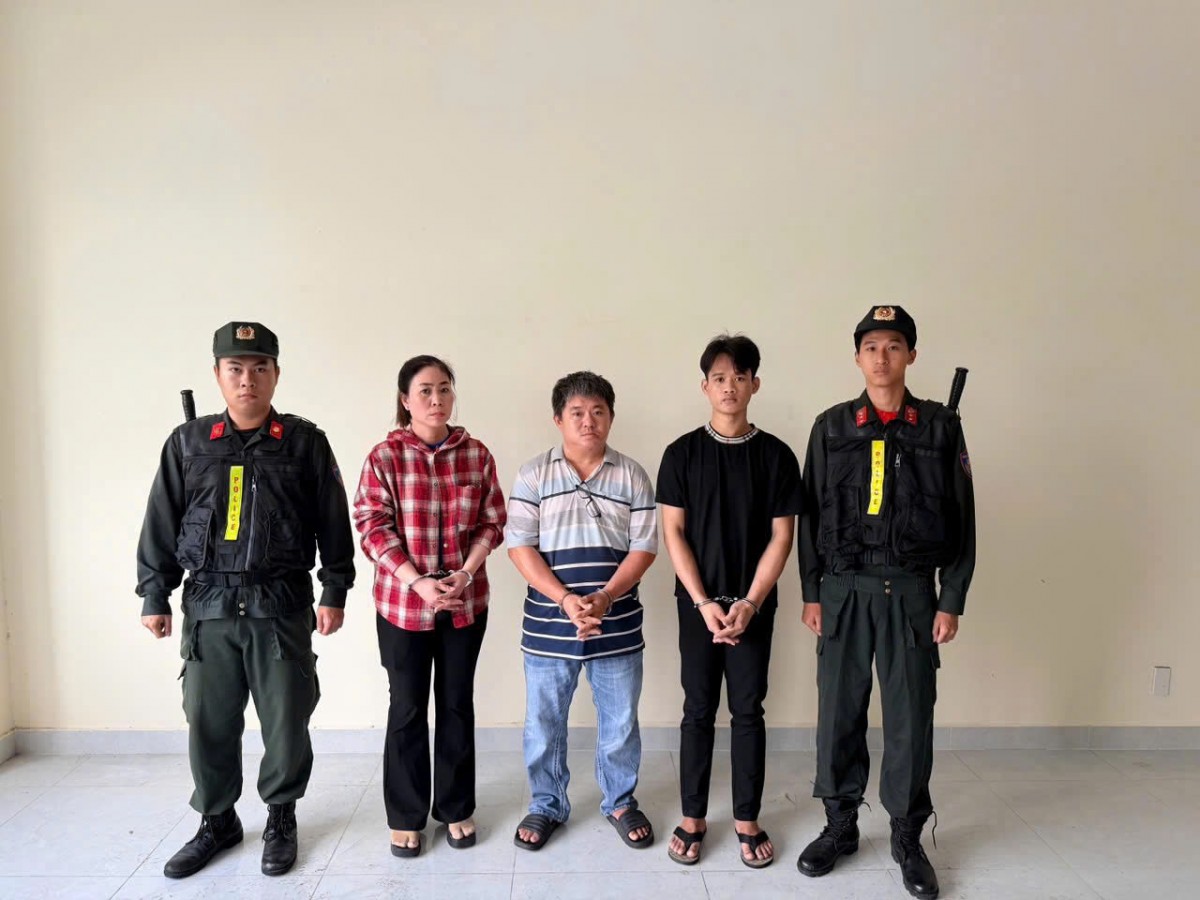 TP.HCM: Triệt phá đường dây sản xuất, buôn bán mì sợi có sử dụng hóa chất