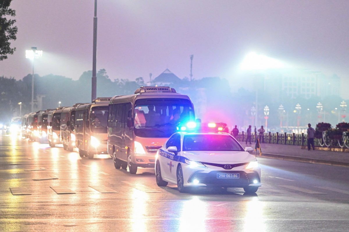 Công An Hà Nội Diễn Tập Dẫn Đoàn Phục Vụ Đại Hội Xiv Của Đảng