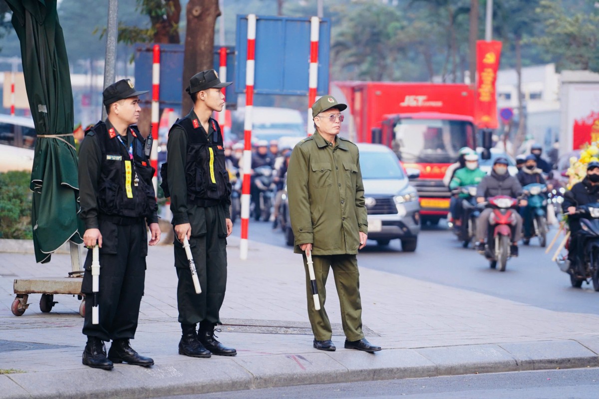 Công An Hà Nội Diễn Tập Dẫn Đoàn Phục Vụ Đại Hội Xiv Của Đảng