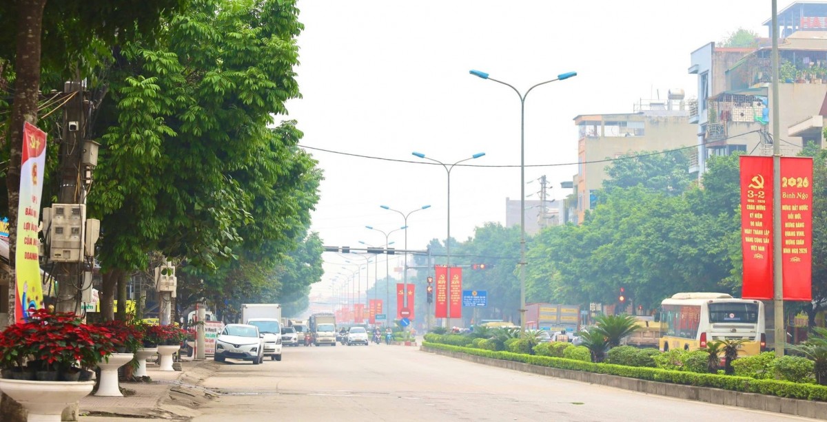 Ngoại Thành Hà Nội Rực Rỡ Cờ Hoa Chào Mừng Đại Hội Lần Thứ Xiv Của Đảng