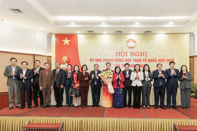 Bà Hà Thị Nga được hiệp thương cử giữ chức Phó Chủ tịch - Tổng Thư ký Ủy ban Trung ương MTTQ Việt Nam