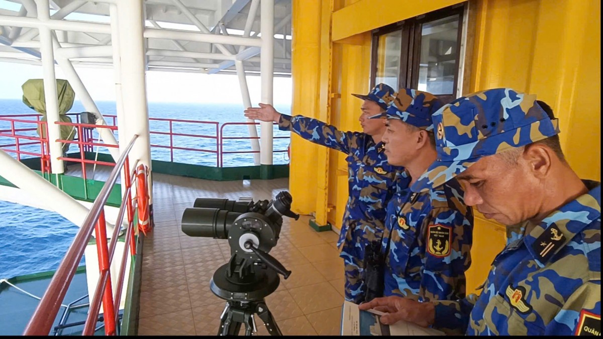 Những &Quot;Cột Mốc Sống&Quot; Trên Biển Đông Thi Đua Lập Thành Tích Chào Mừng Đại Hội Xiv Của Đảng Những