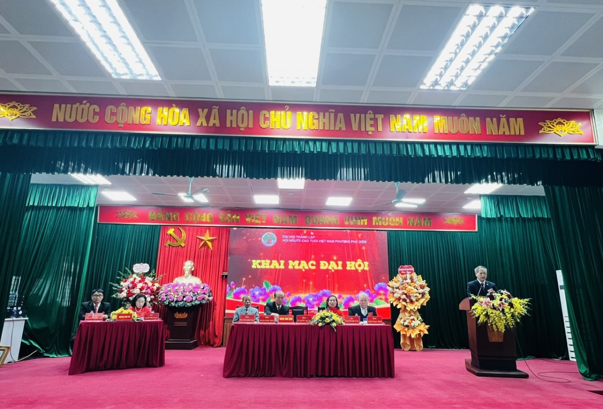 Ra mắt Hội Người cao tuổi phường Phú Diễn nhiệm kỳ mới, phát huy vai trò nòng cốt ở cơ sở Ra mắt Hội Người cao tuổi phường Phú Diễn nhiệm kỳ mới, phát huy vai trò nòng cốt ở cơ sở