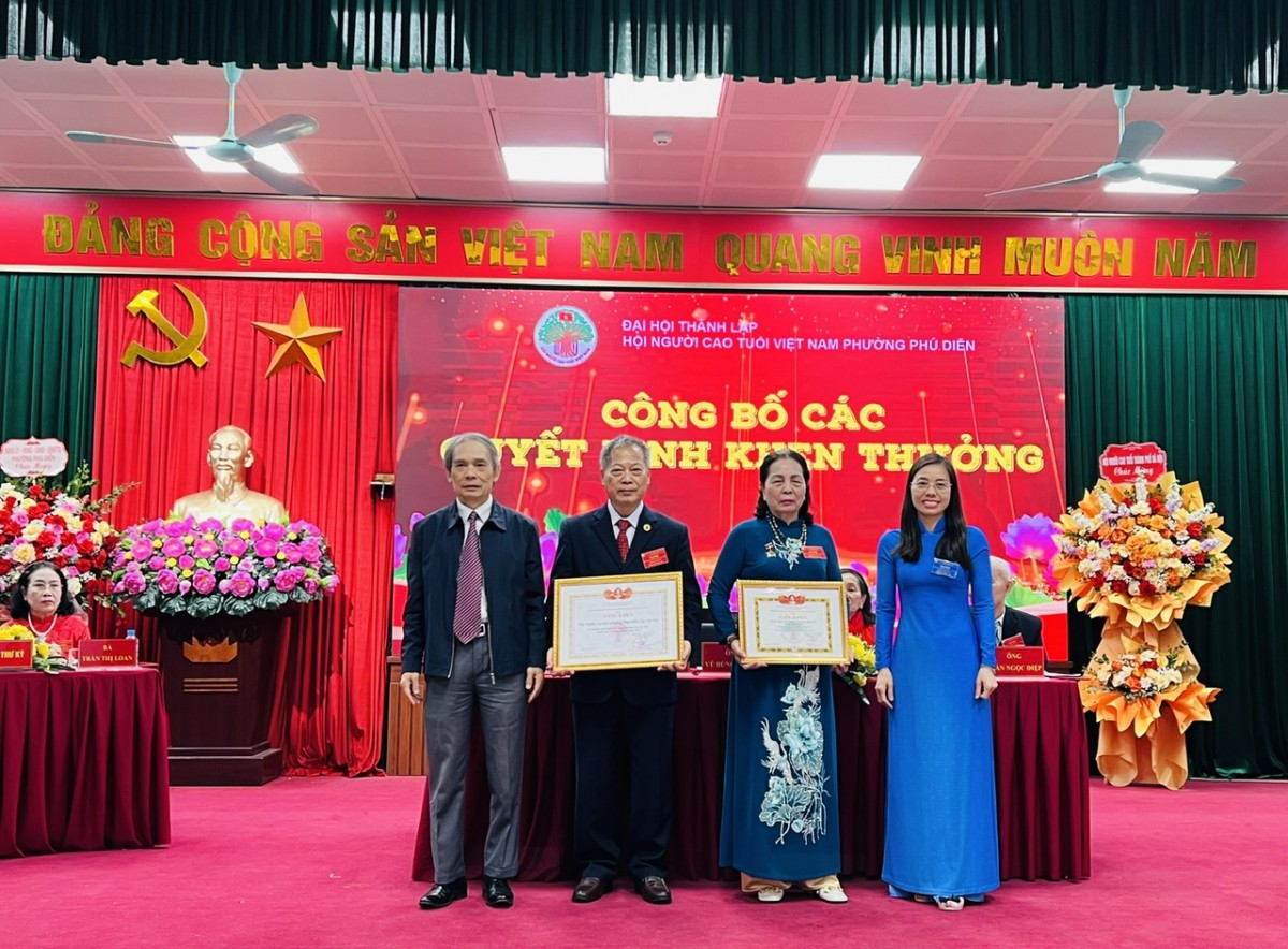 Ra mắt Hội Người cao tuổi phường Phú Diễn nhiệm kỳ mới, phát huy vai trò nòng cốt ở cơ sở Ra mắt Hội Người cao tuổi phường Phú Diễn nhiệm kỳ mới, phát huy vai trò nòng cốt ở cơ sở