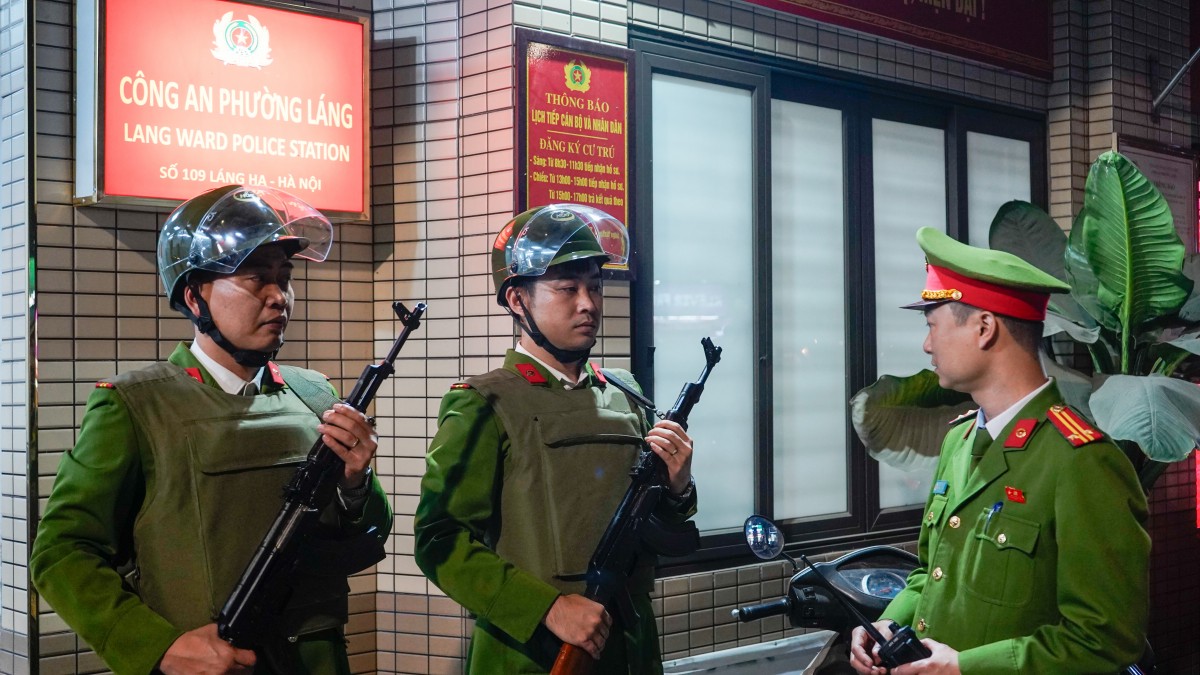 Công An Phường Láng: Tuần Tra Xuyên Đêm, Quyết Tâm Thực Hiện Thắng Lợi Phương Án Bảo Vệ Đại Hội Xiv Của Đảng