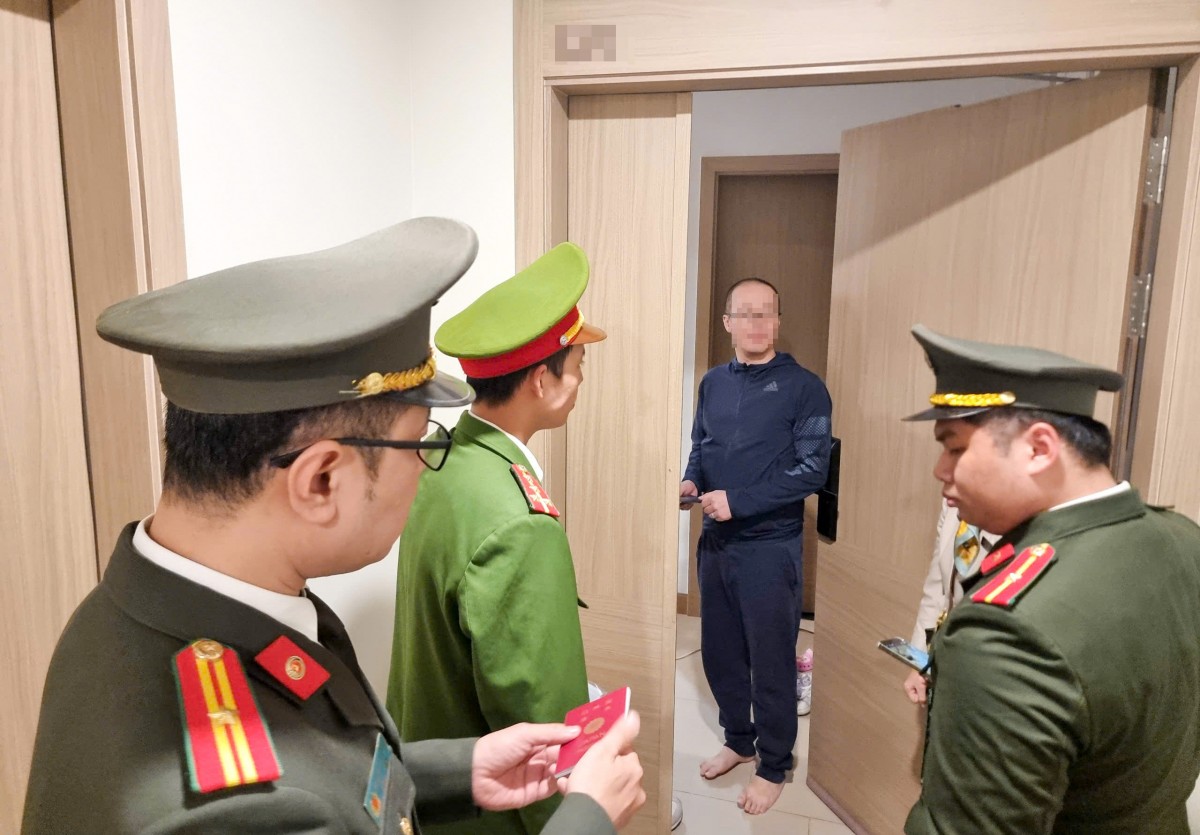 Công An Phường Láng: Tuần Tra Xuyên Đêm, Quyết Tâm Thực Hiện Thắng Lợi Phương Án Bảo Vệ Đại Hội Xiv Của Đảng