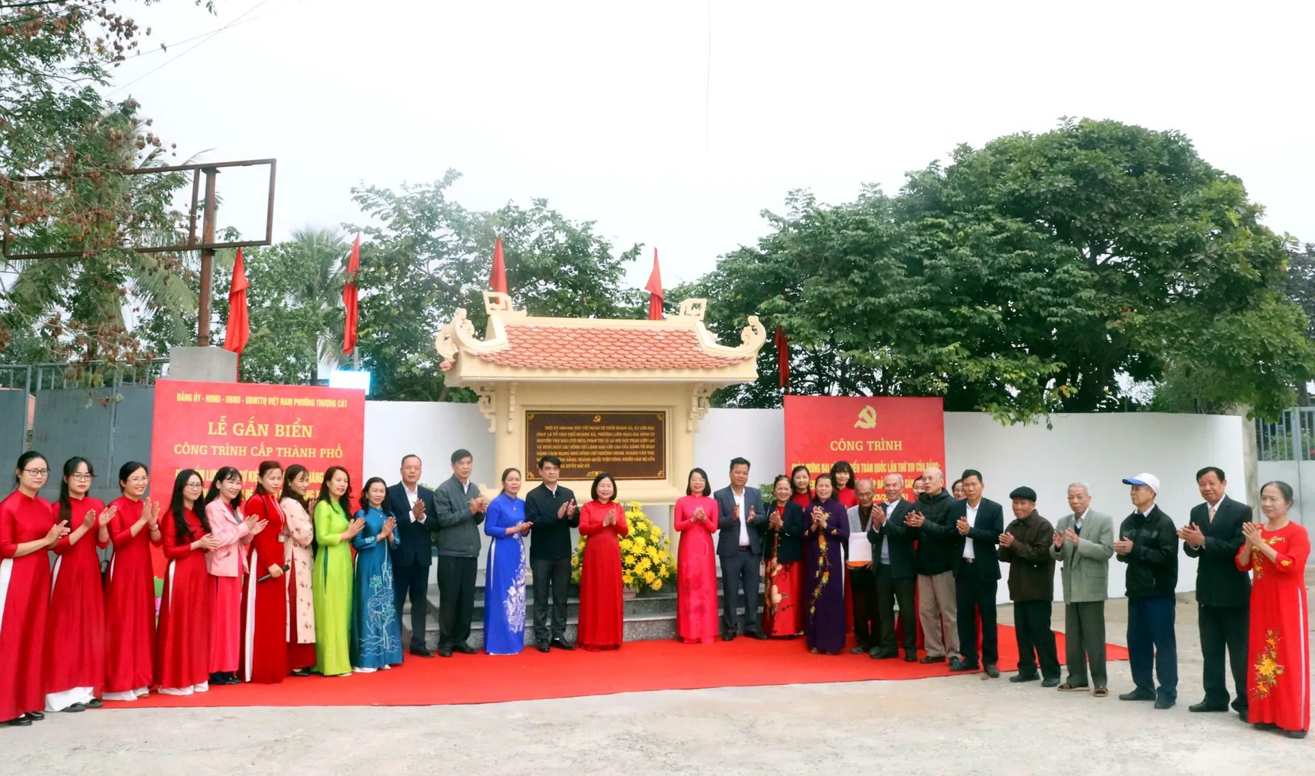 Phường Thượng Cát Gắn Biển 4 Địa Điểm Cách Mạng Kháng Chiến Chào Mừng Đại Hội Xiv Của Đảng