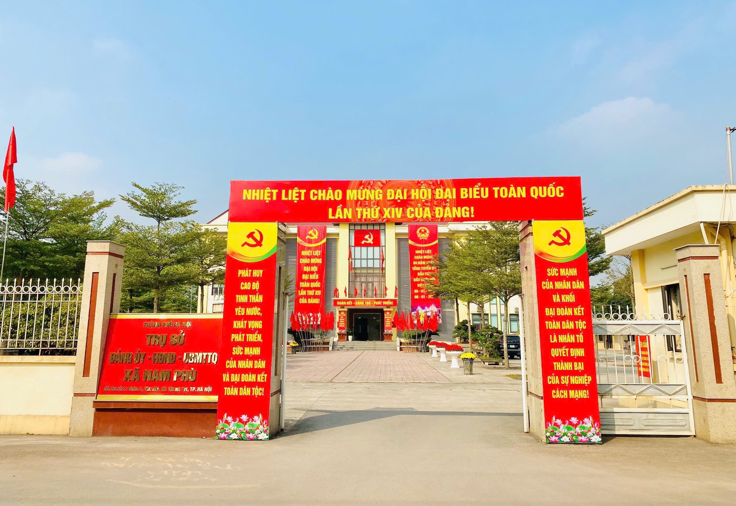 Xã Nam Phù Rực Rỡ Cờ Hoa, Thi Đua Lập Thành Tích Chào Mừng Đại Hội Xiv Của Đảng