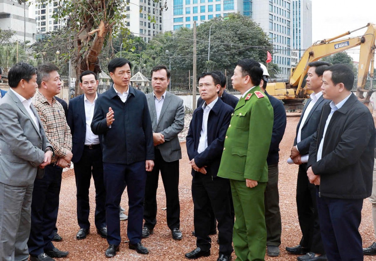 Ủy viên Bộ Chính trị, Bí thư Thành ủy Hà Nội Nguyễn Duy Ngọc: Thủ đô Hà Nội với sứ mệnh tiên phong, sẵn sàng hiện thực hóa tầm nhìn Đại hội XIV của Đảng Thủ đô Hà Nội với sứ mệnh tiên phong, sẵn sàng hiện thực hóa tầm nhìn Đại hội XIV của Đảng