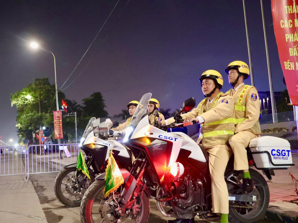 Công an Hà Nội triển khai lực lượng bảo vệ Chương trình nghệ thuật đặc biệt chào mừng thành công Đại hội XIV